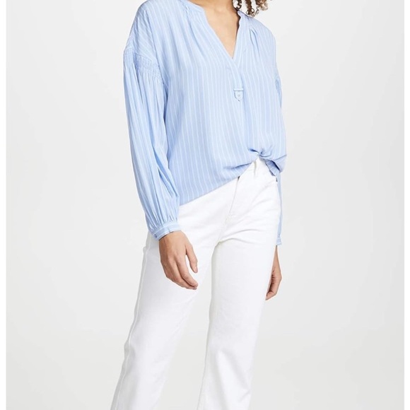 Joie Azabeth Size small Long Sleeve Silky Weave top/blouse classic preppy - Picture 1 of 11